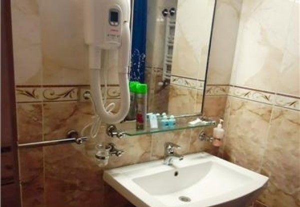 هتل جهانگردی ناهارخوران