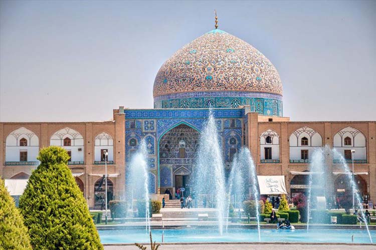میراث اصفهان، مسجد شیخ لطف الله